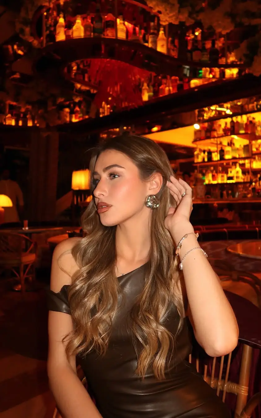 slider6-alice-lepore